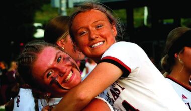 Bullitt East pitches way to softball state tournament | Pioneer News