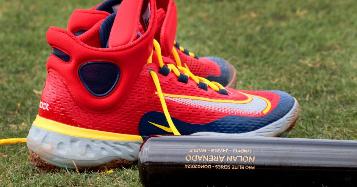 From 'show shoes' to other MLB welcome gifts Cardinals received, some with strings attached