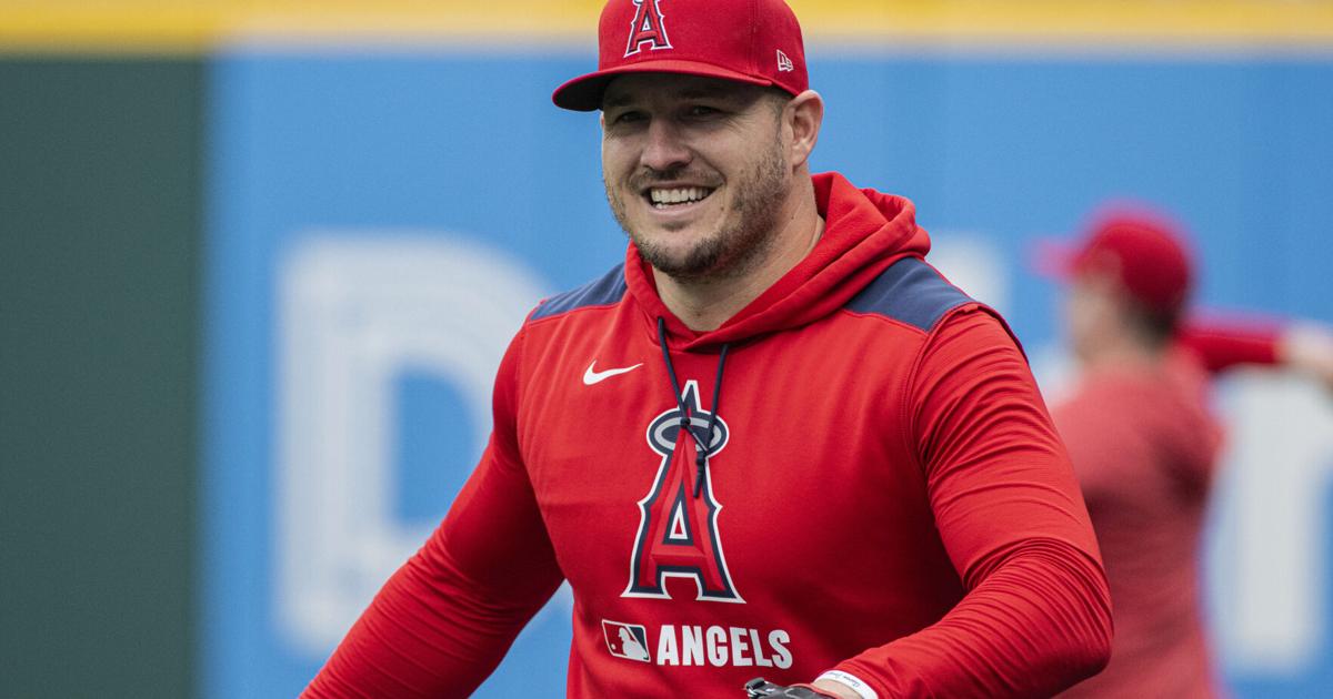Trout returns to Angels' lineup in a new spot and has a hit in win over Guardians | MLB