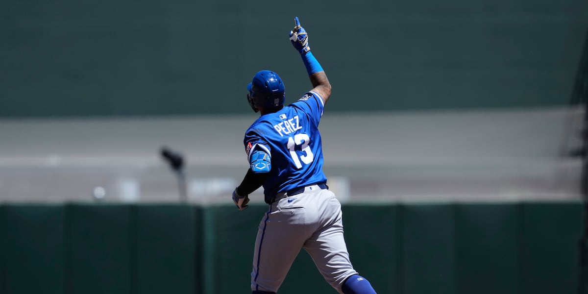 Perez hits milestone home run in win over Giants