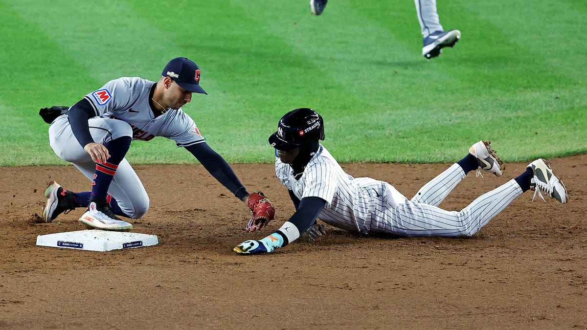 What channels are MLB playoff games on today? How to watch ALCS, NLCS
