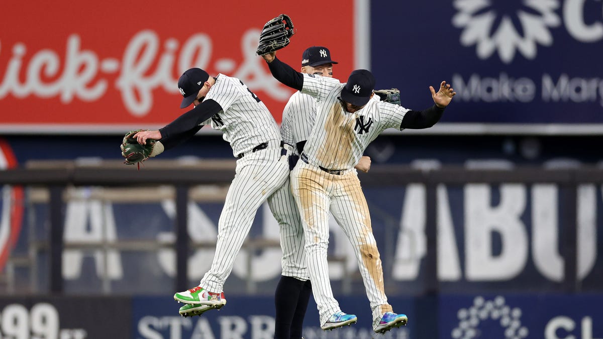 Bracket, scores and latest results