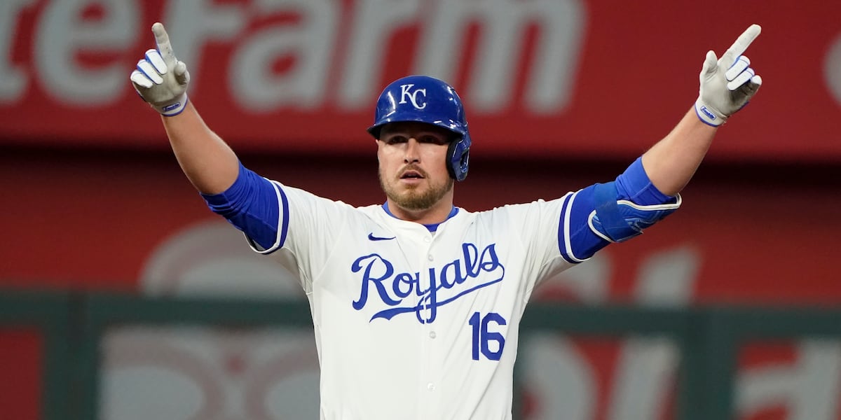 Royals designate Renfroe for assignment, recall Loftin in corresponding move