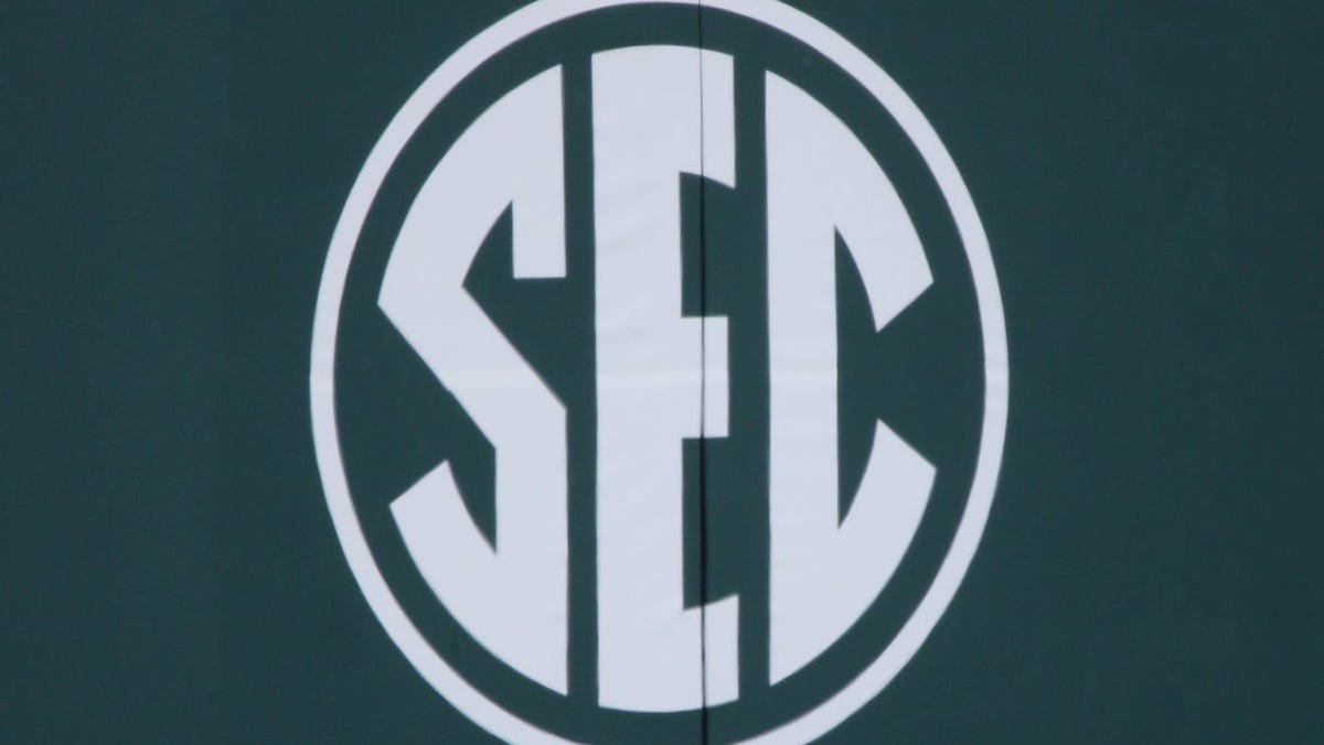 Updated SEC standings ahead of May 10 baseball games