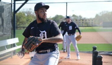 Tigers plan to call up RHP Dylan Smith to add high-velocity arm in bullpen