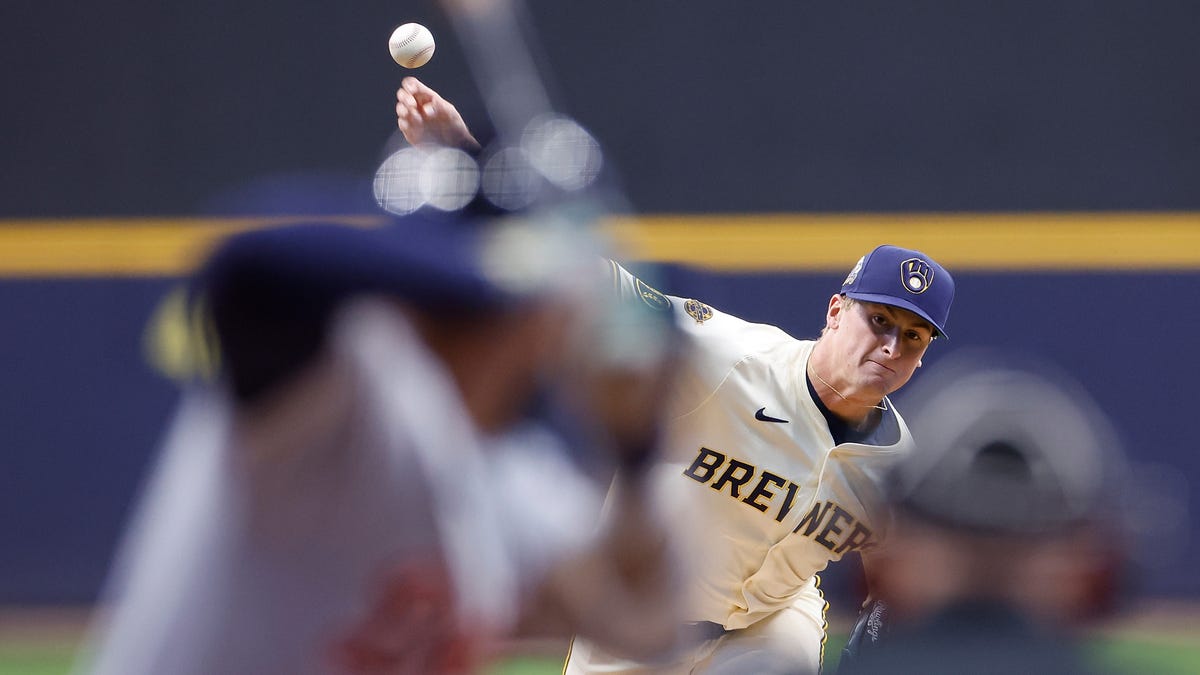 Brewers vs Pirates score, live game updates today, highlights, lineups