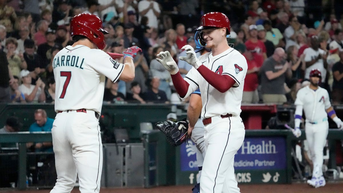 Pavin Smith, Tim Tawa go deep