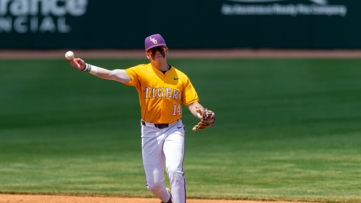 LSU baseball star Daniel Dickinson rises in MLB draft rankings