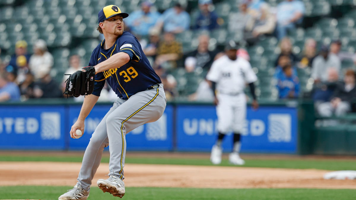 Brewers vs Astros score, live game updates tonight, highlights, lineups