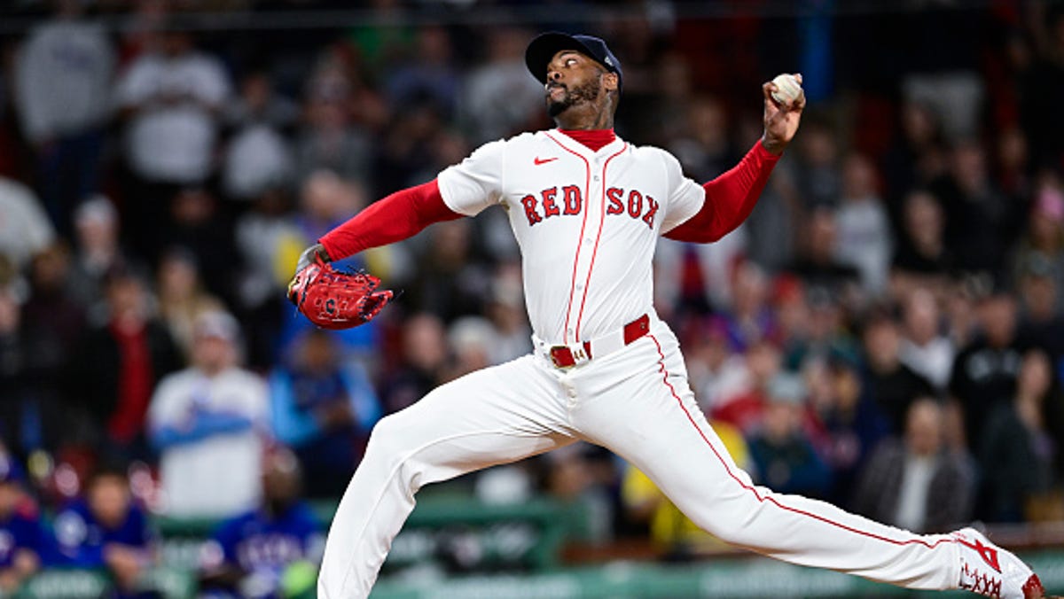 Aroldis Chapman throws 103.8 MPH, fastest pitch in MLB this season