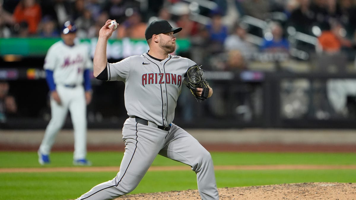 Dodgers at Diamondbacks odds, picks and predictions
