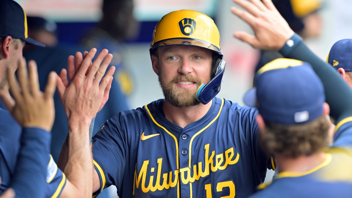 Brewers vs. Guardians score, live game updates