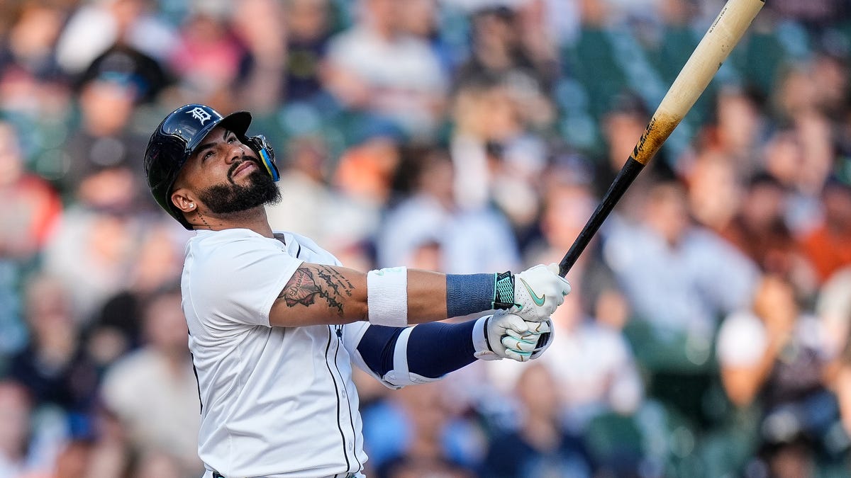 Detroit Tigers' Gleyber Torres leaves game with right leg injury
