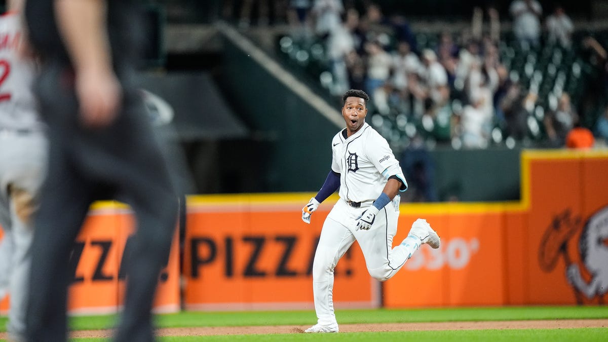 Detroit Tigers walk off Boston Red Sox, 6-5, for series sweep