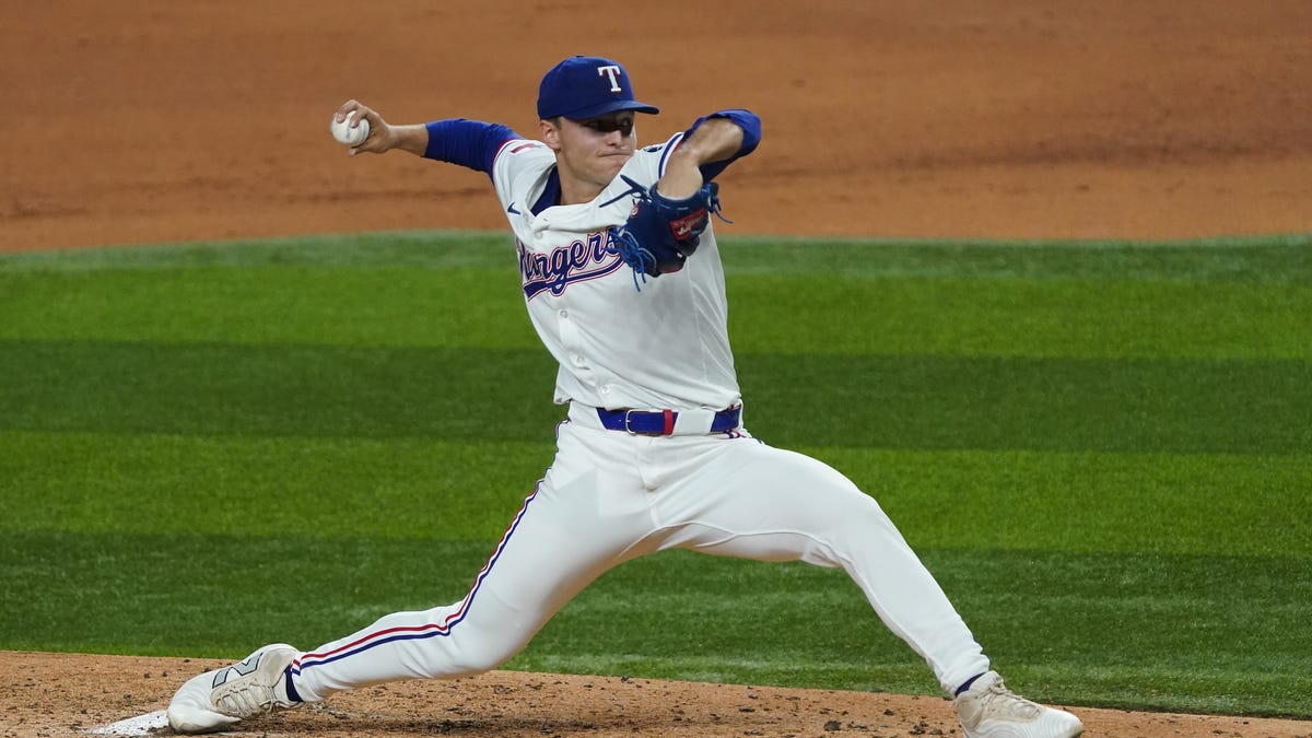 Astros at Rangers odds, picks and predictions