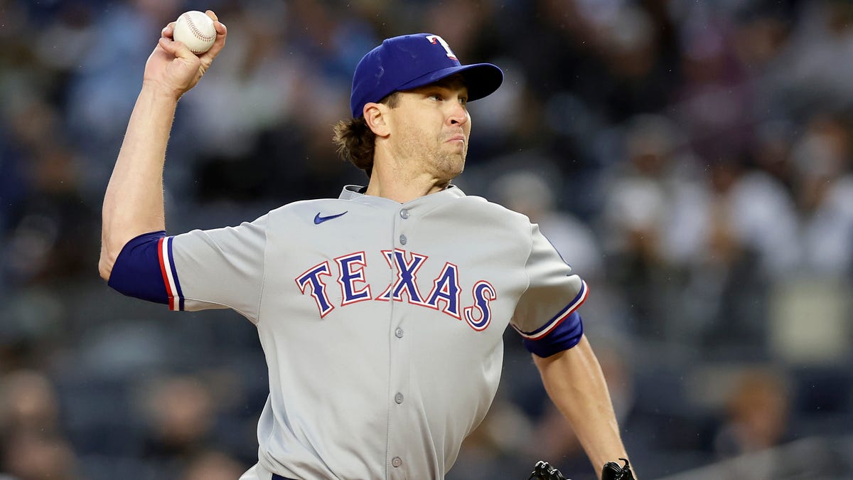 Jacob deGrom looks superhuman again