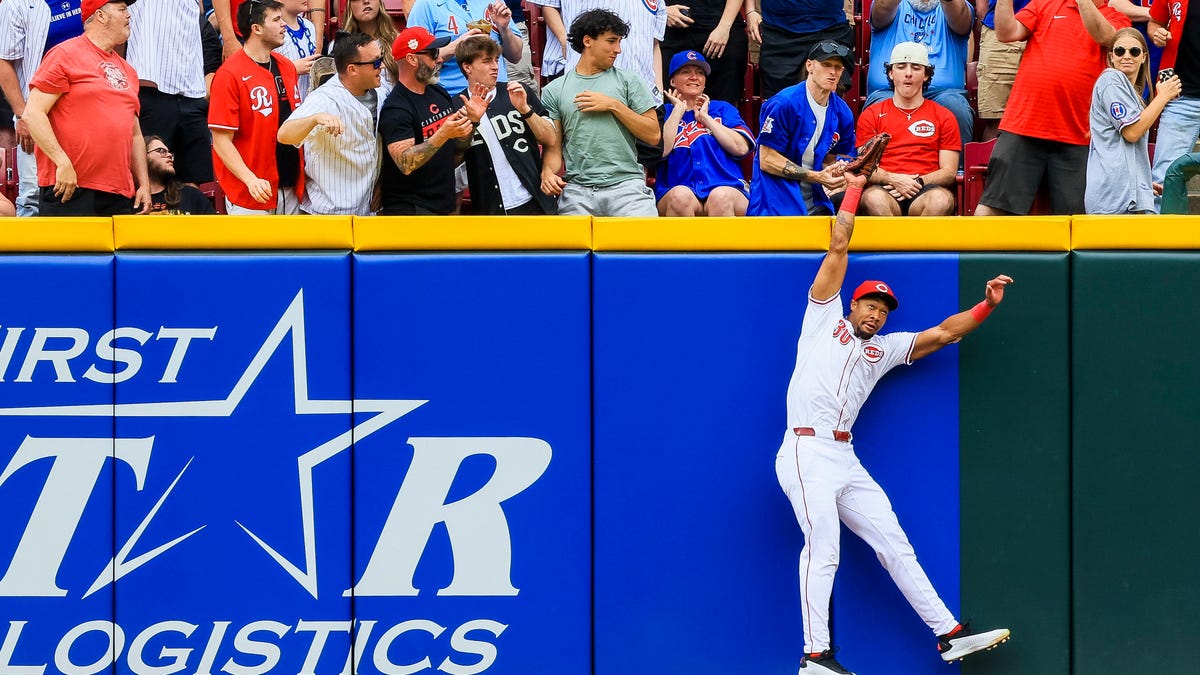 Reds surrender lead late to Cubs, drop another series vs. NL Central rival