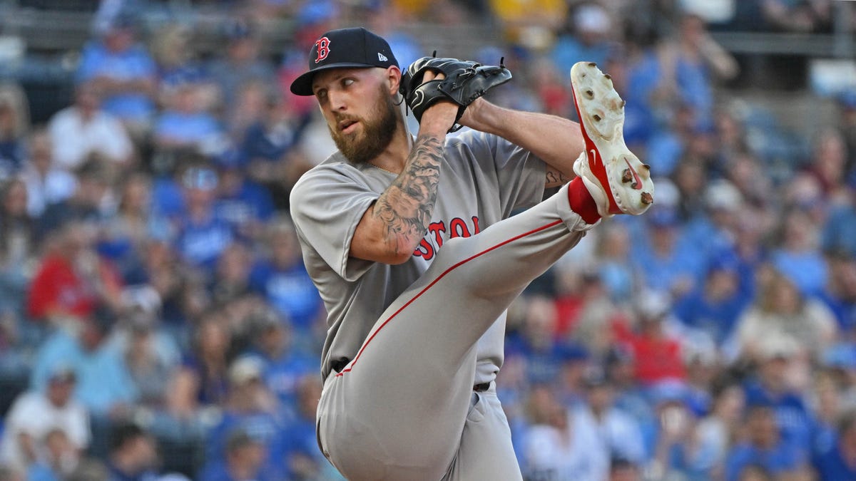 Red Sox at Brewers odds, picks and predictions