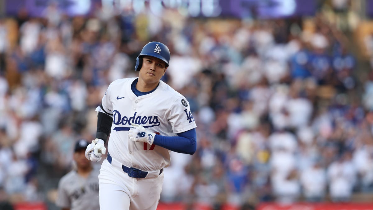 Dodgers show their resolve, star power in series-opening win vs. Yankees