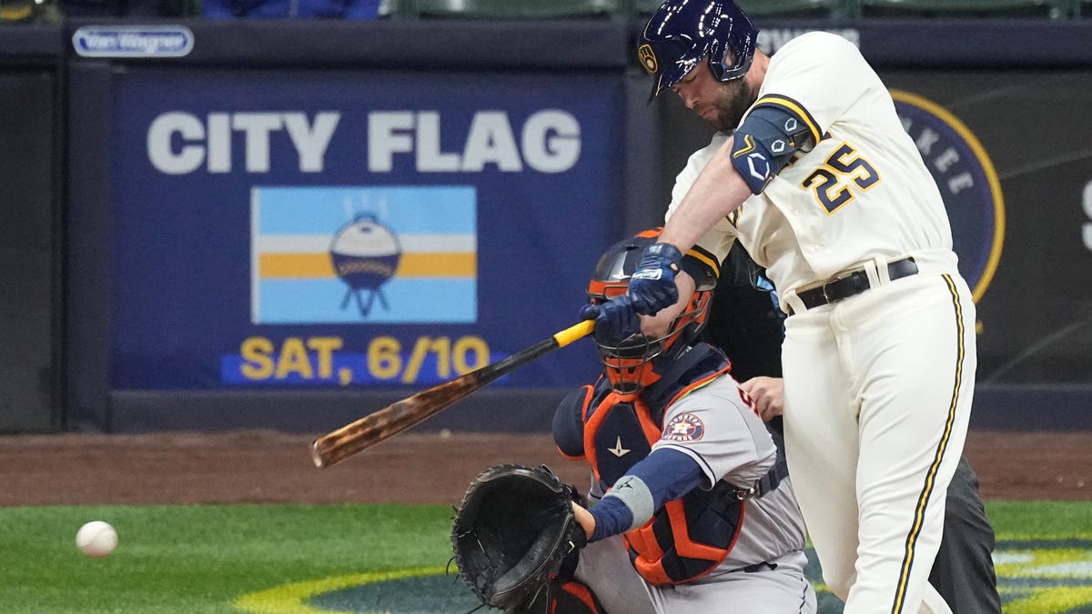 Brewer whose career ended after freak injury in Cincinnati suing Reds