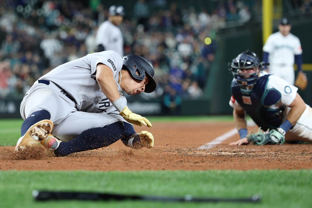 Yankees utilityman Oswaldo Cabrera suffers an ankle injury on May 12, 2025.