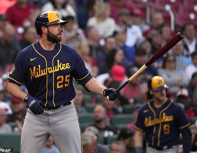 'This didn´t need to happen... I wish it didn´t happen,' the 38-year-old said in a statement