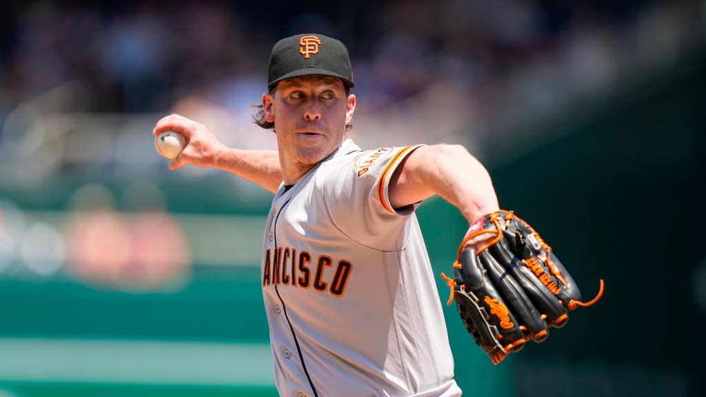 Yankees sign veteran Anthony DeSclafani to minor-league deal