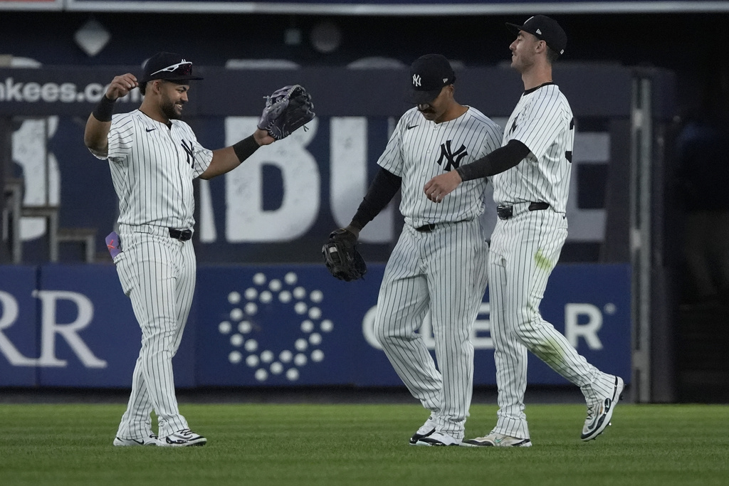 Aaron Boone sees Yankees' daily outfield decisions as a positive
