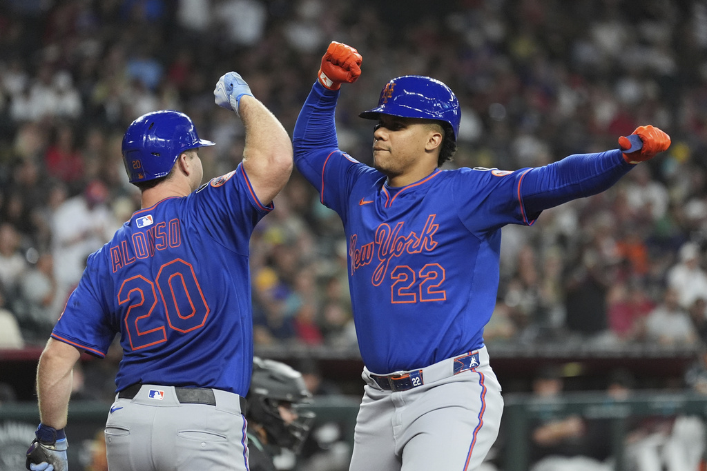 Juan Soto homers twice to help Mets take series vs. Diamondbacks
