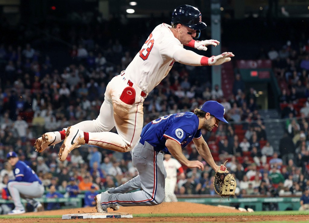 Red Sox top 1B option suffers setback, will be out longer than expected