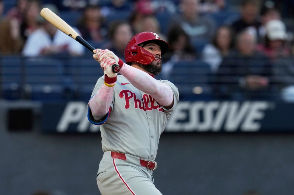 At 32, 'complete hitter' Kyle Schwarber still improving