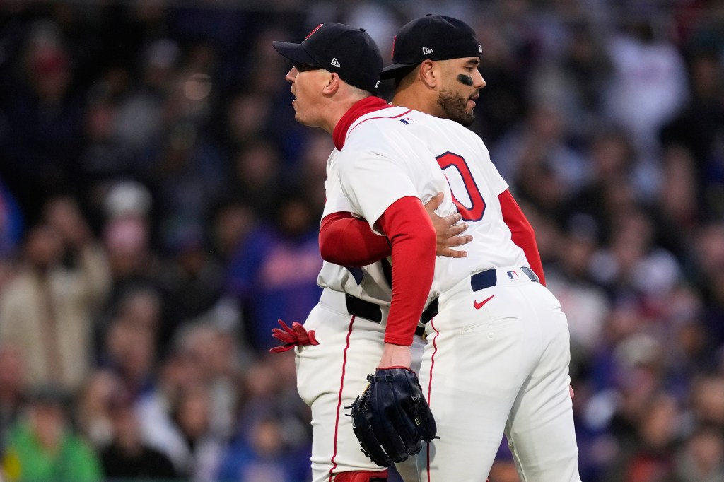 Walker Buehler, Alex Cora ejected in 3rd inning of Red Sox-Mets