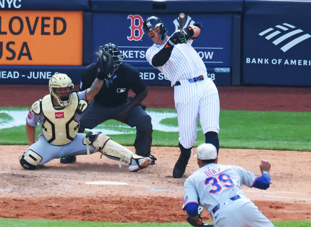 Aaron Judge is struck out by Edwin Diaz to end the game in the Mets' 3-2 Subway Series win over the Yankees on May 17, 2025.