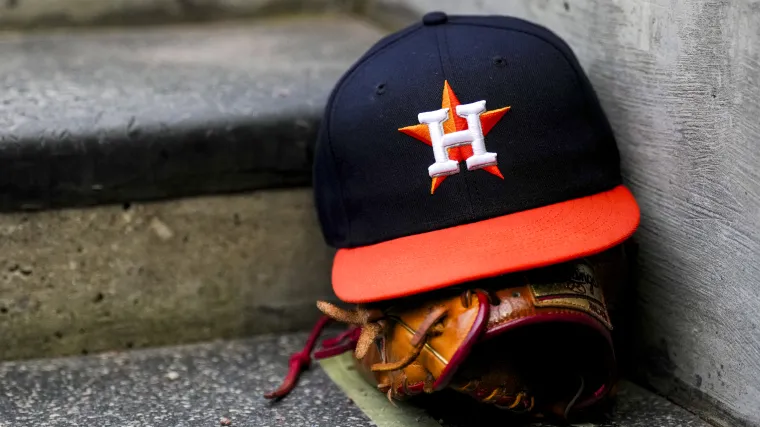 Yankees encouraged to acquire $70 million Astros superstar in midseason blockbuster image