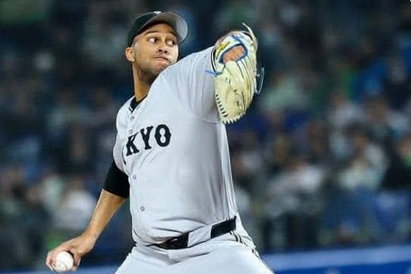 Radio Havana Cuba | Raidel Martinez's seventh save in Japanese baseball