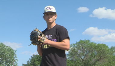 Miles Nelson closes strong down the stretch as Islanders baseball enters postseason