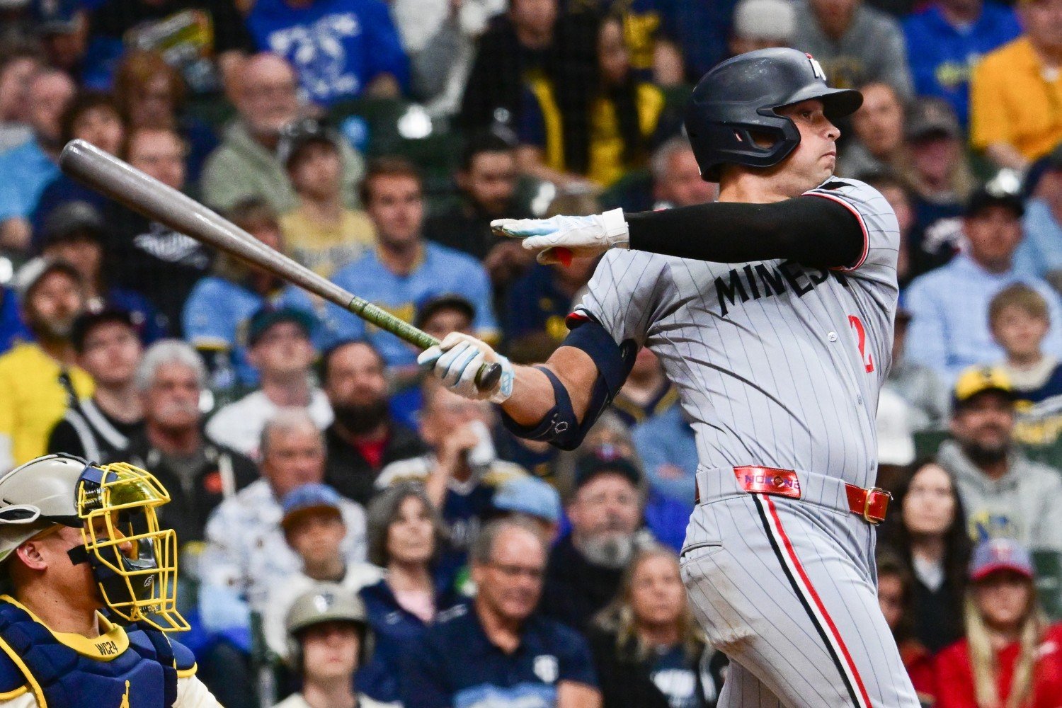 For Minnesota Twins to Sustain Their Hot Streak, Royce Lewis and Brooks Lee Must Step Up - Twins