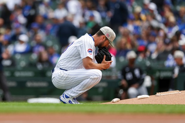 Chicago Cubs pitcher Colin Rea (53) takes a moment on the mound before starting to pitch the first inning against the Chicago White Sox at Wrigley Field on Sunday, May 18, 2025. (Eileen T. Meslar/Chicago Tribune)