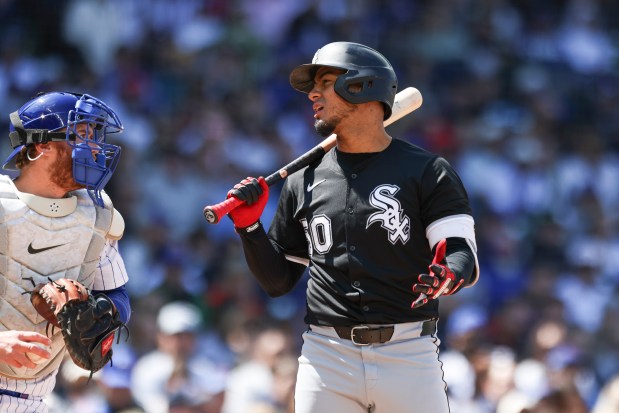 Chicago White Sox second base Lenyn Sosa (50) reacts to getting called out on strikes in the sixth inning against the Chicago Cubs at Wrigley Field Sunday, May 18, 2025. (Eileen T. Meslar/Chicago Tribune)