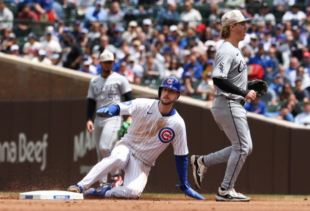 Cubs right fielder Kyle Tucker steals second base in the first inning against the White Sox on May 17, 2025, at Wrigley Field. (John J. Kim/Chicago Tribune)
