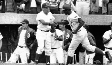 'Mr. Cub' Ernie Banks hits his 500th home run