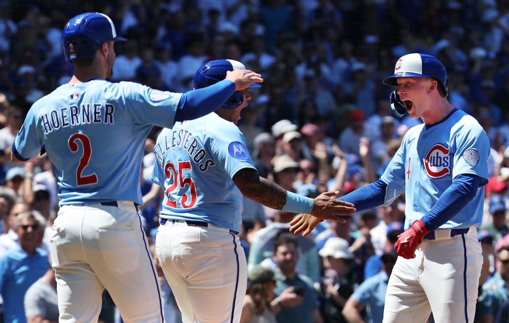 Summerlike day brings a Cubs rout over White Sox