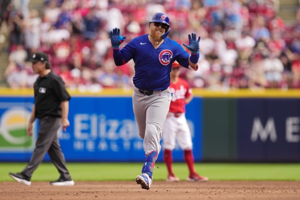 Justin Turner #3 of the Chicago Cubs rounds the bases after hitting a home run in the third inning against the Cincinnati Reds at Great American Ball Park on May 24, 2025 in Cincinnati, Ohio. (Photo by Dylan Buell/Getty Images)