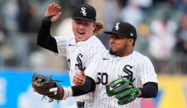 Chicago White Sox ride 6-run 6th to 10-5 win over Texas Rangers