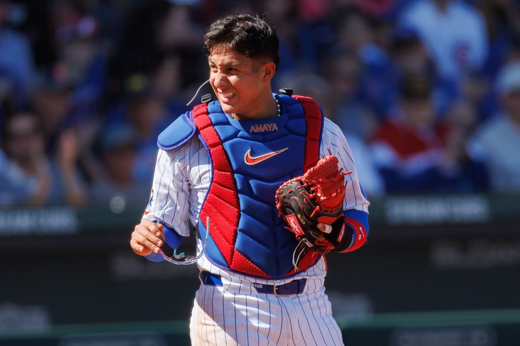 Miguel Amaya leaves game with left oblique strain