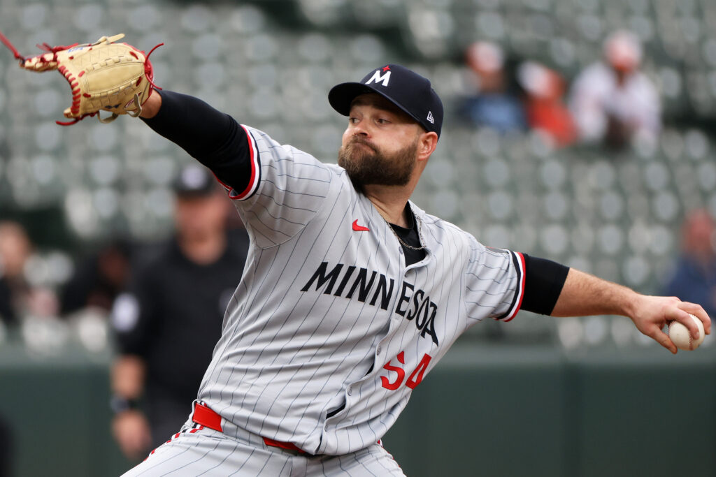 Twins Place Danny Coulombe On 15-Day IL, Call Up Zebby Matthews