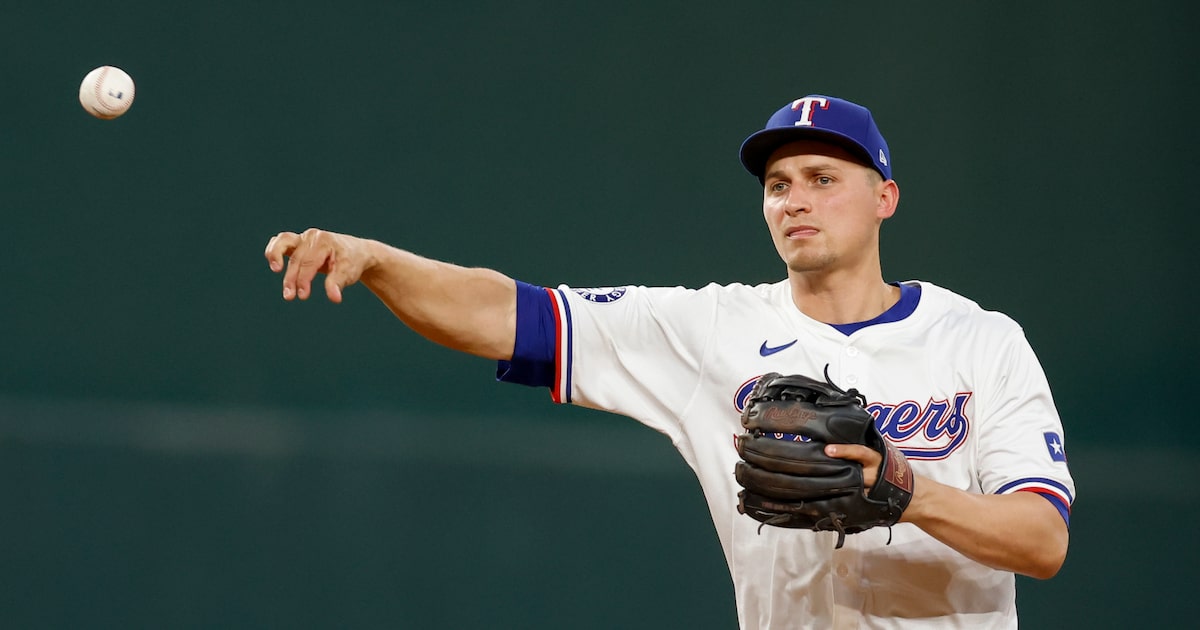 Here’s how the Texas Rangers will continue to manage Corey Seager’s hamstring injury