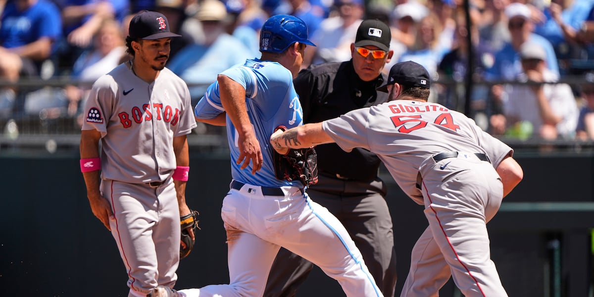Devers’ homer boosts Giolito to first win since 2023 as Red Sox beat Royals 3-1