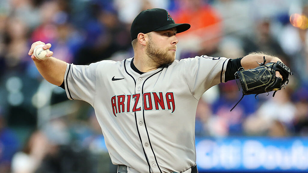 Diamondbacks pull Houdini in 9th inning to beat Mets