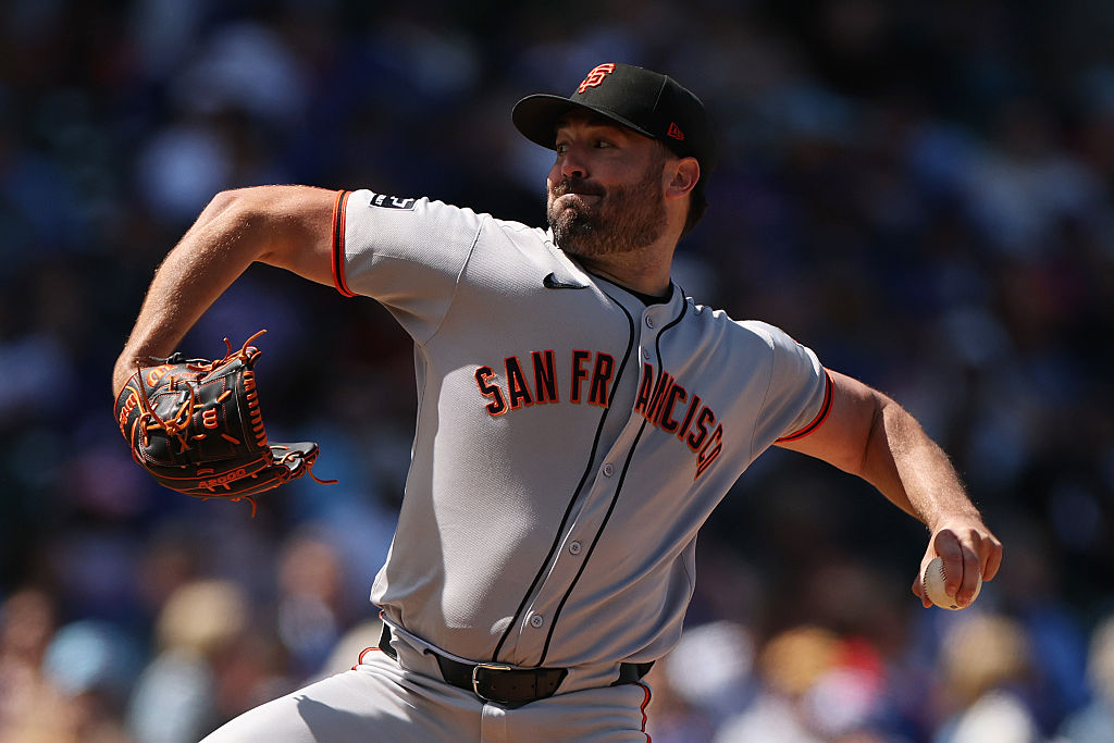 Robbie Ray improves to 5-0, Giants silence Cubs